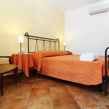 Agriturismo Di Paterno Sarzana Exteriör bild